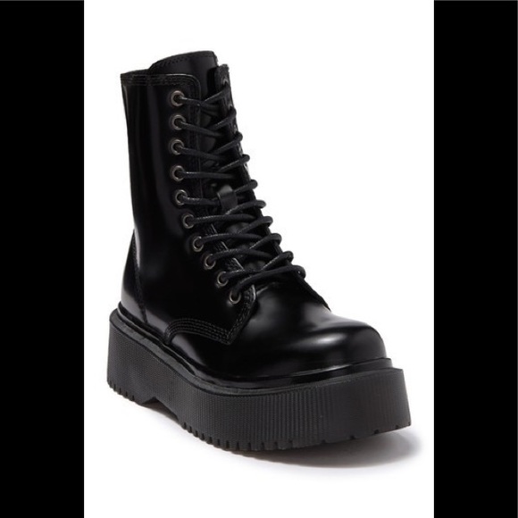 Jeffrey Campbell Shoes - Size 7 Left! Jeffrey Campbell Sopas Platform Boots